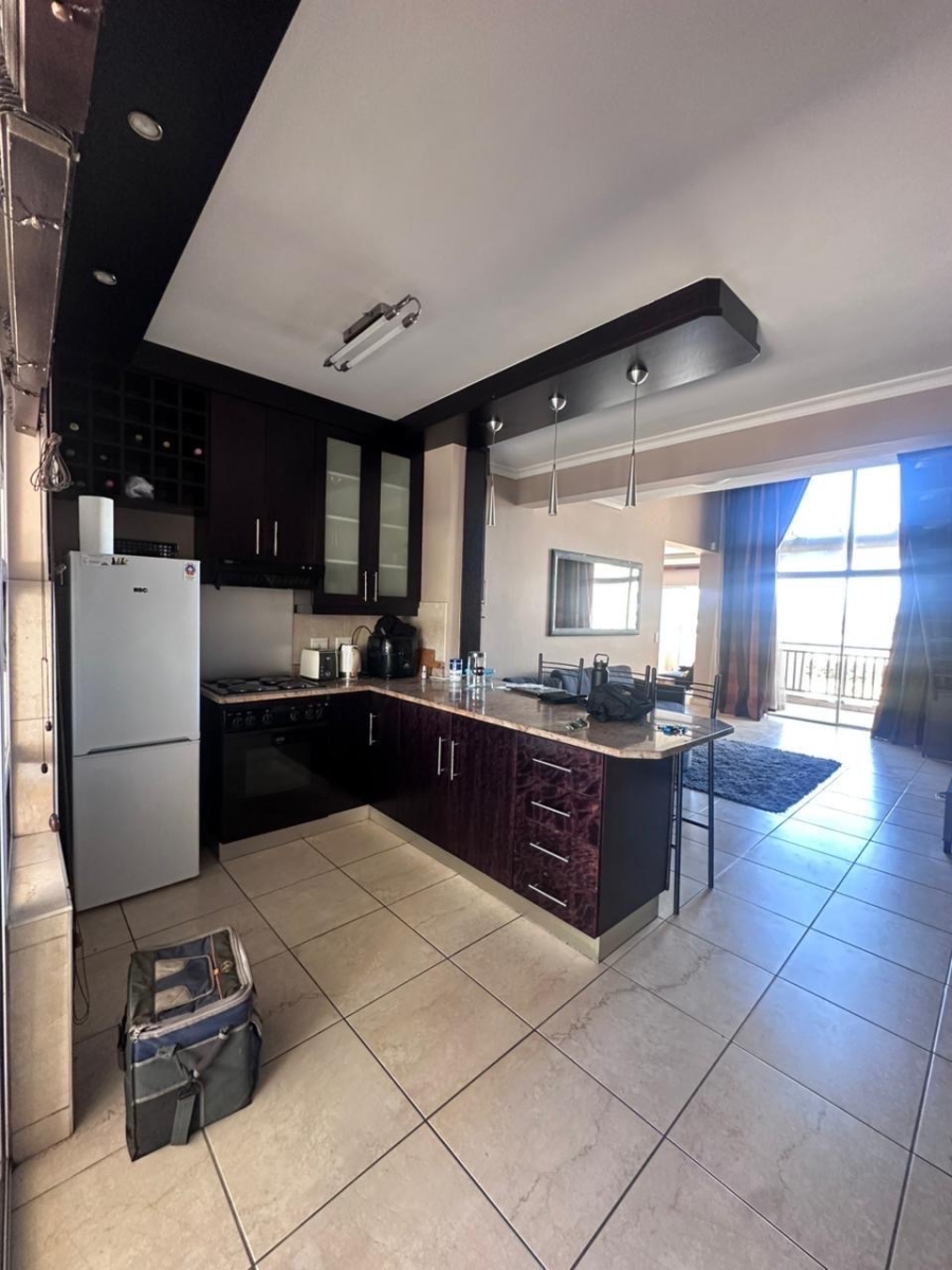 To Let 3 Bedroom Property for Rent in Royal Ascot Western Cape
